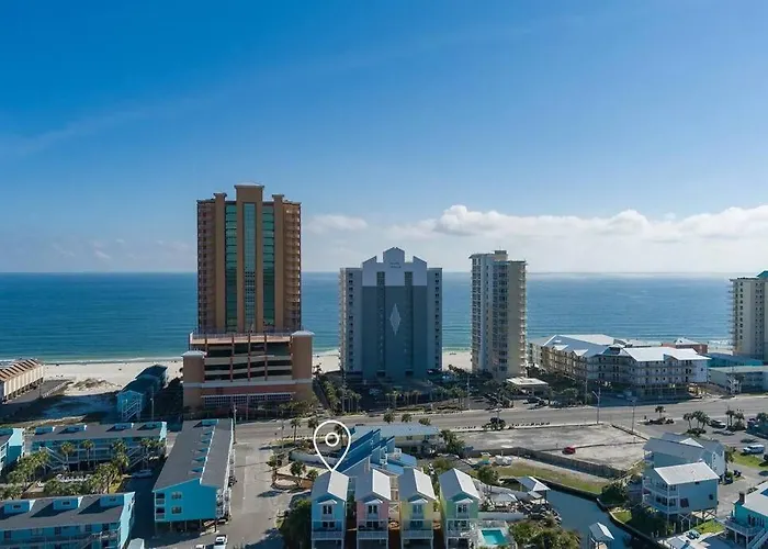 Family Getaway! Blue W Pool! 4min Walk To Beach! * Gulf Shores