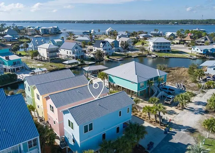 Family Getaway! Blue W Pool! 4min Walk To Beach! Gulf Shores